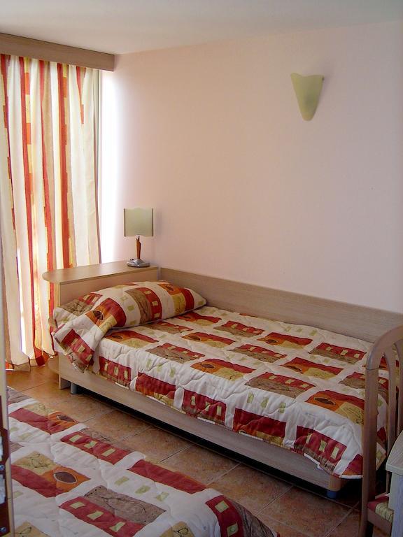 Villas Magnolia Albena Phòng bức ảnh